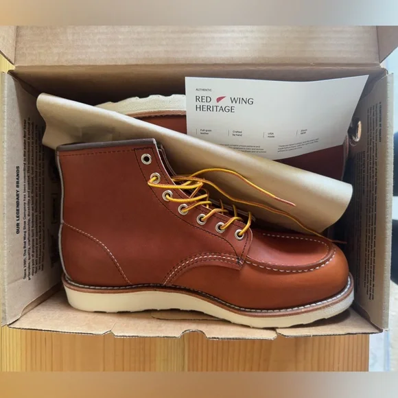 NWT Red Wing Men’s Moc 6-Inch Boot - Size 10
